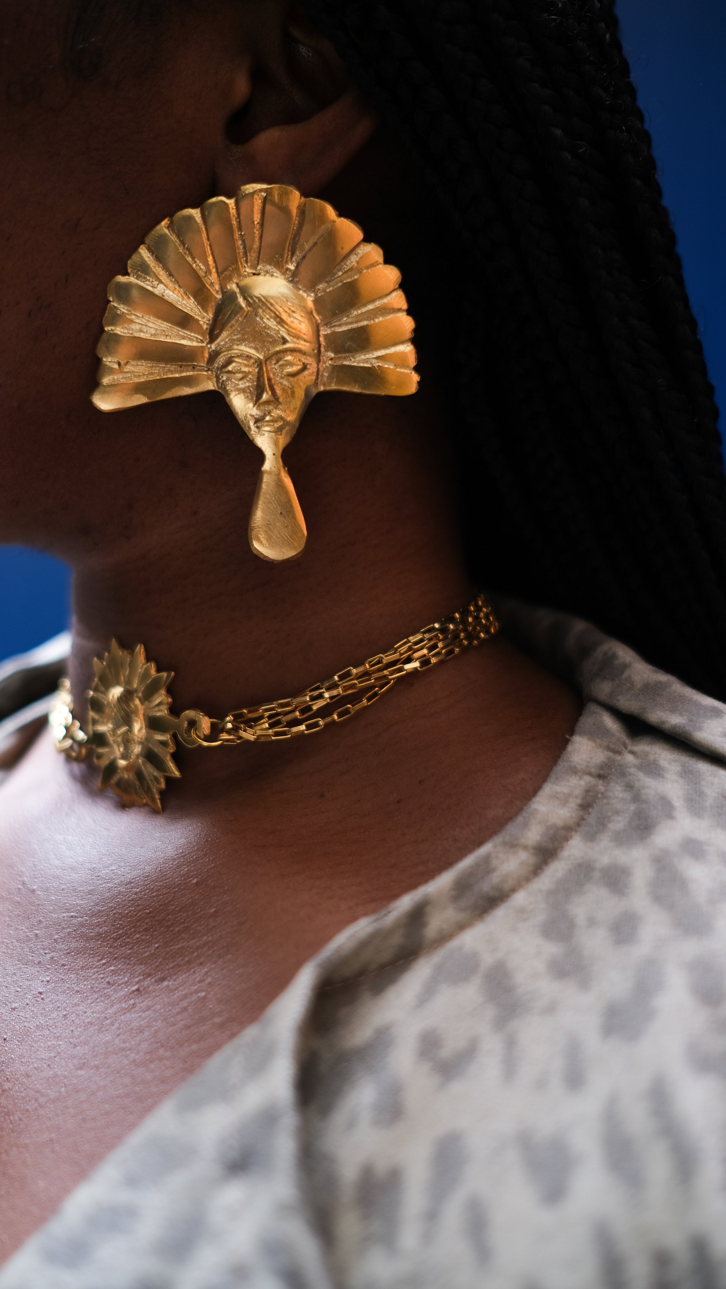 Les boucles d'oreilles OSRANE