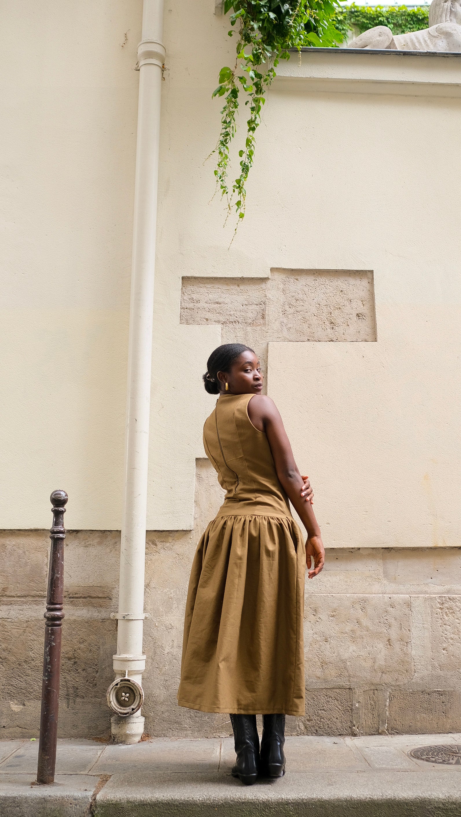 La robe midi LOUISE kaki