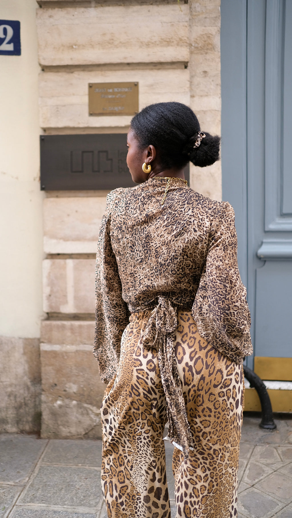 Le top cache-coeur GENESSY leopard