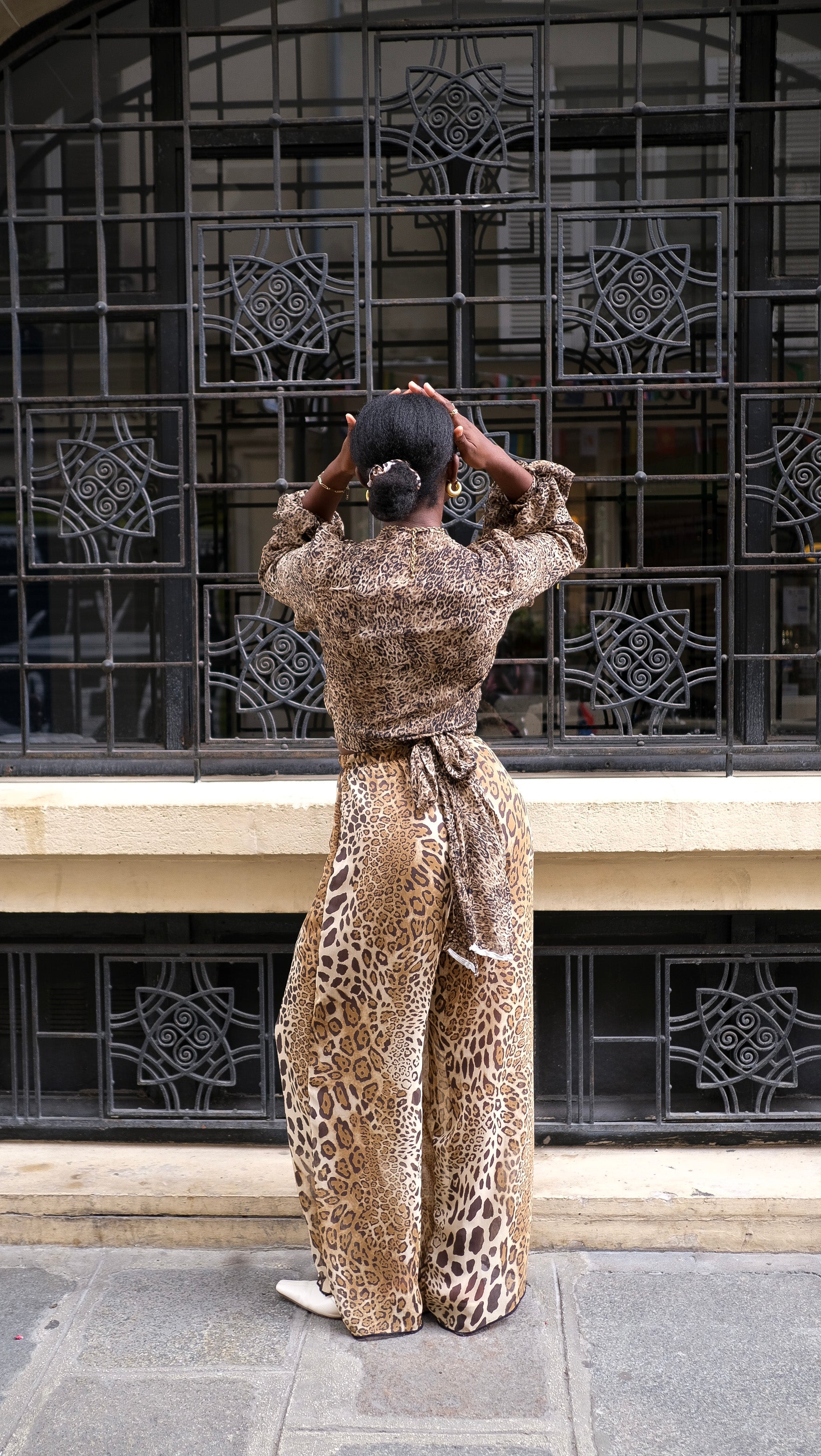 Le top cache-coeur GENESSY leopard