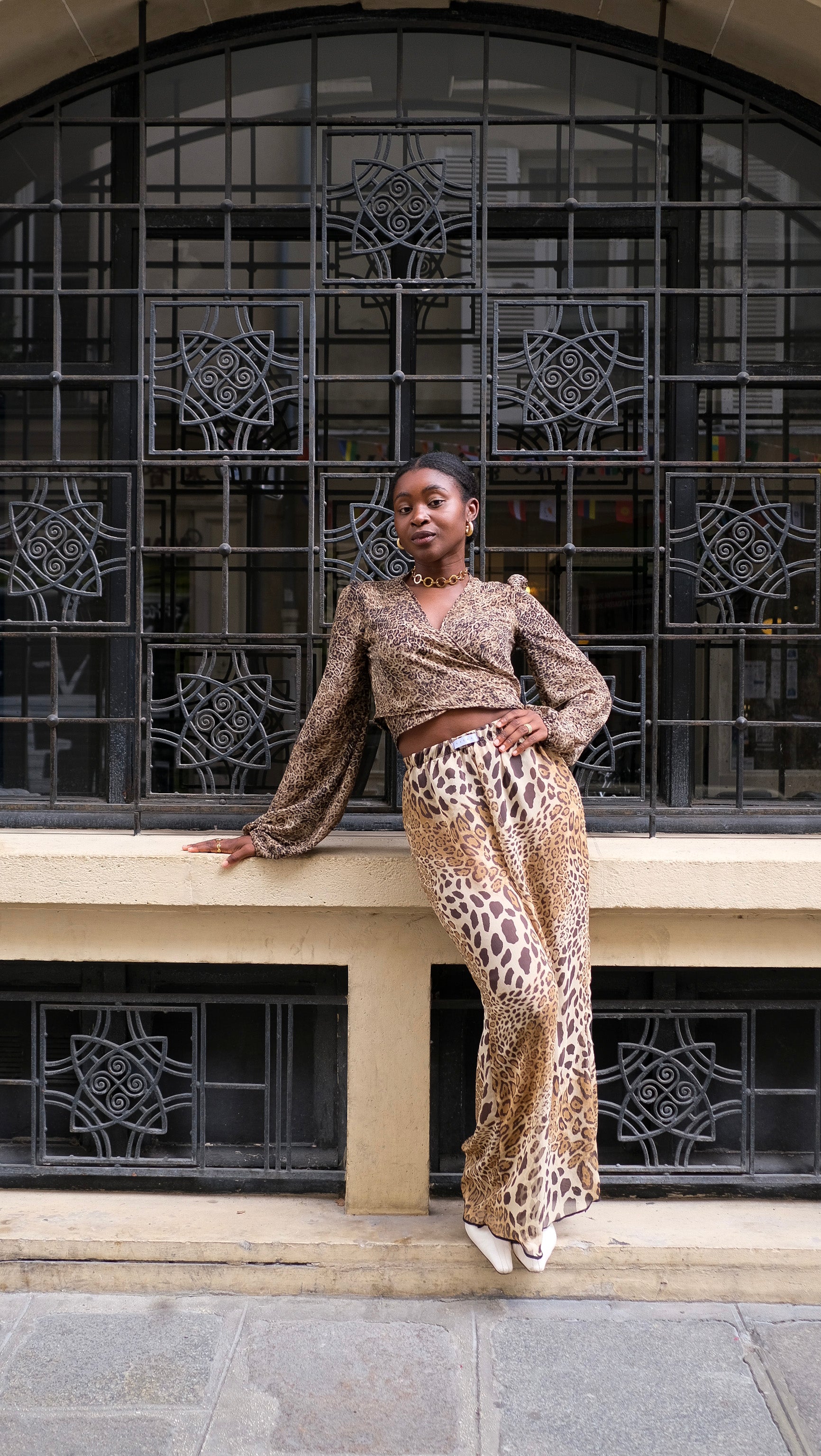 Le top cache-coeur GENESSY leopard