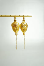 Les boucles d'oreilles YASMIN