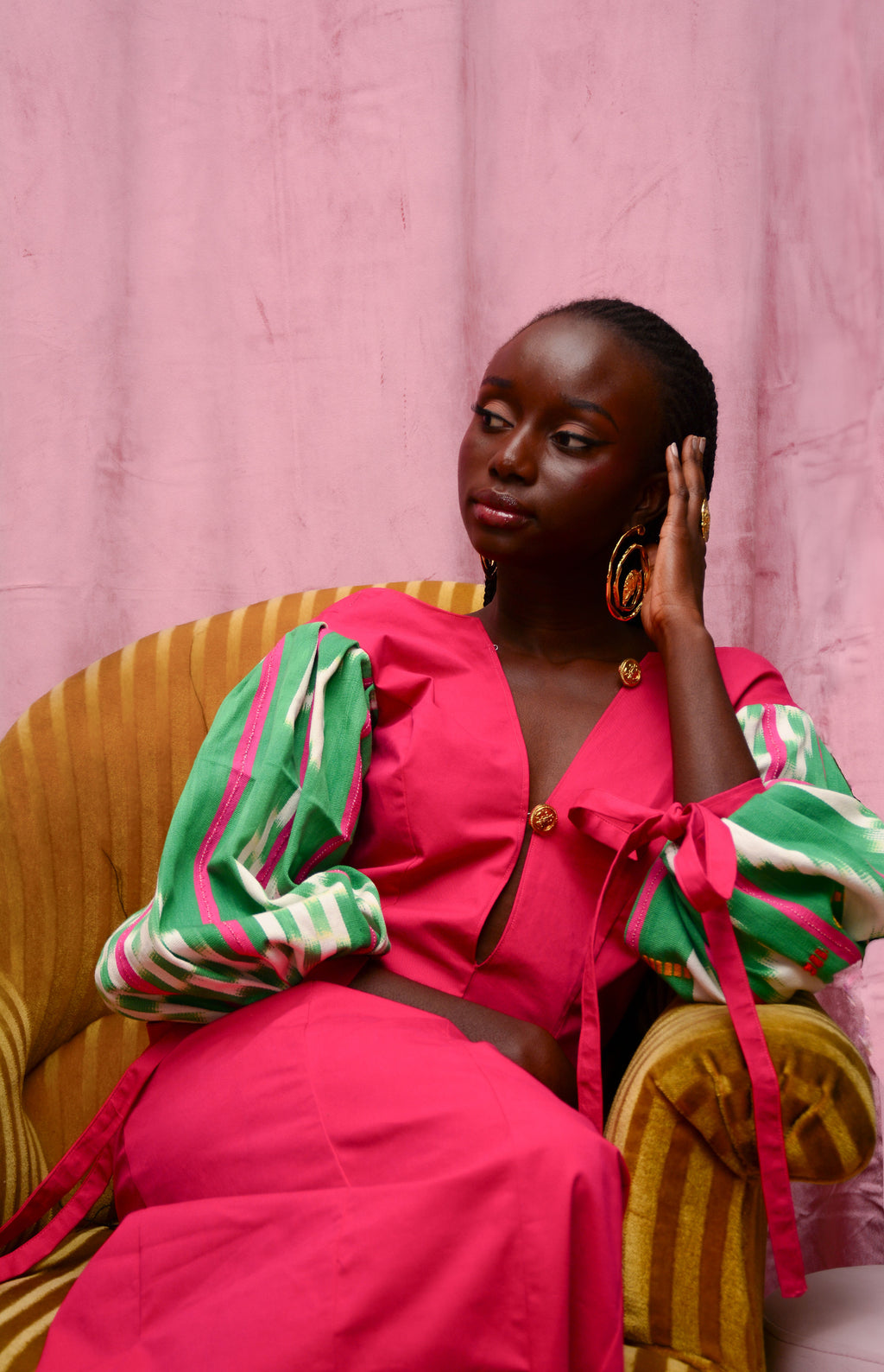 Robe longue rose avec col bateau & manches bouffantes — MELINDA
